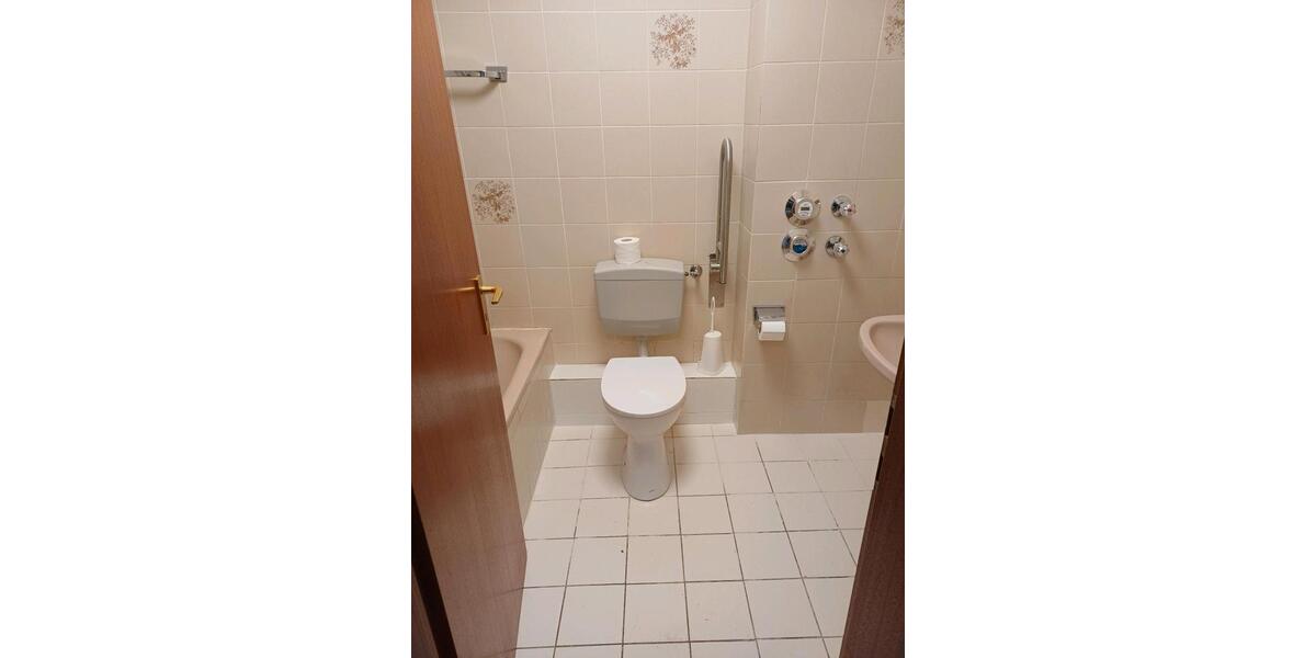 Erdgeschoßwohnung Waldkraiburg - 1 Zimmer, 36 m&sup2;, 124.000&euro; | Angebot:26237224