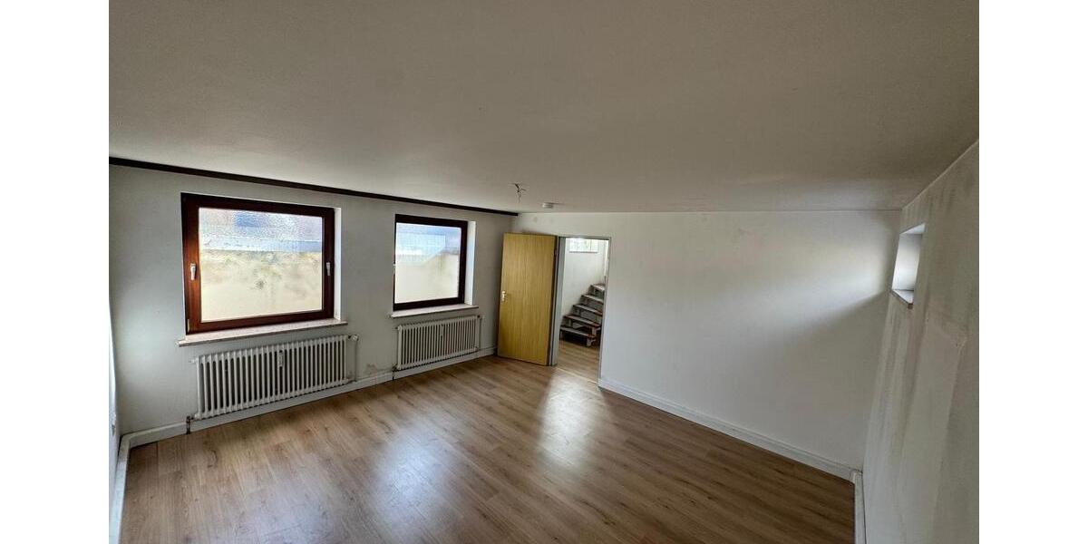 Reihenhaus Oberasbach - 2 Zimmer, 69 m&sup2;, 1.100&euro; | Angebot:26423924
