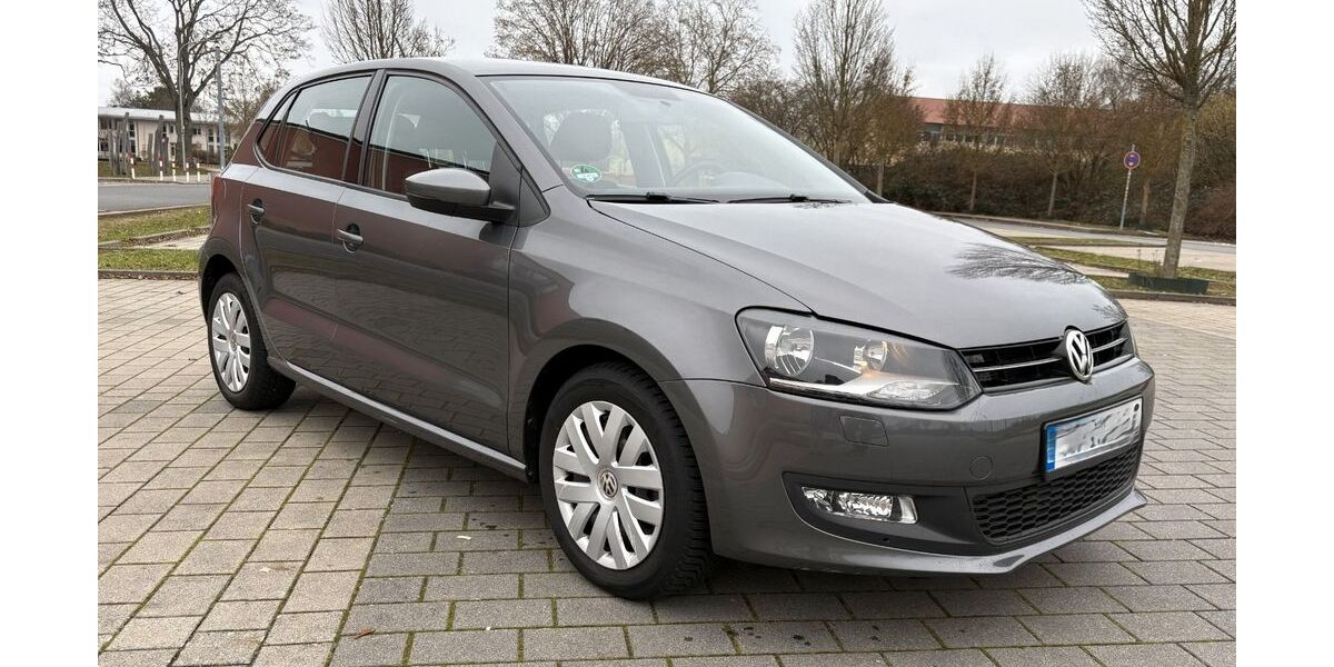 VW Polo 83.300 km 7.890 &euro; Mörfelden-Walldorf 64546