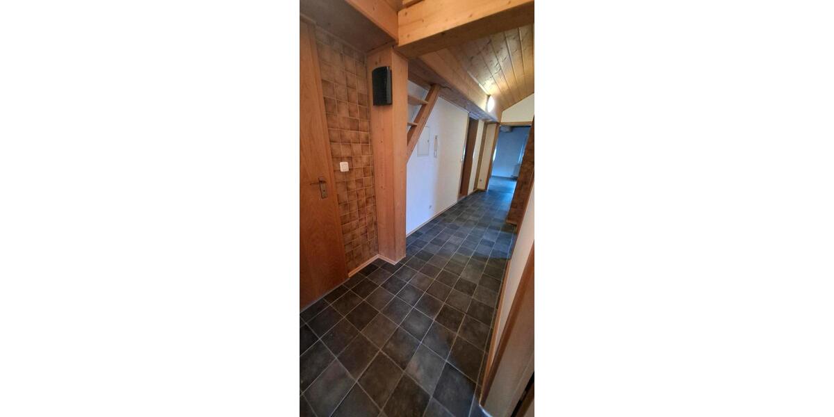 Dachgeschoßwohnung Cham - 2 Zimmer, 60 m&sup2;, 480&euro; | Angebot:25833077