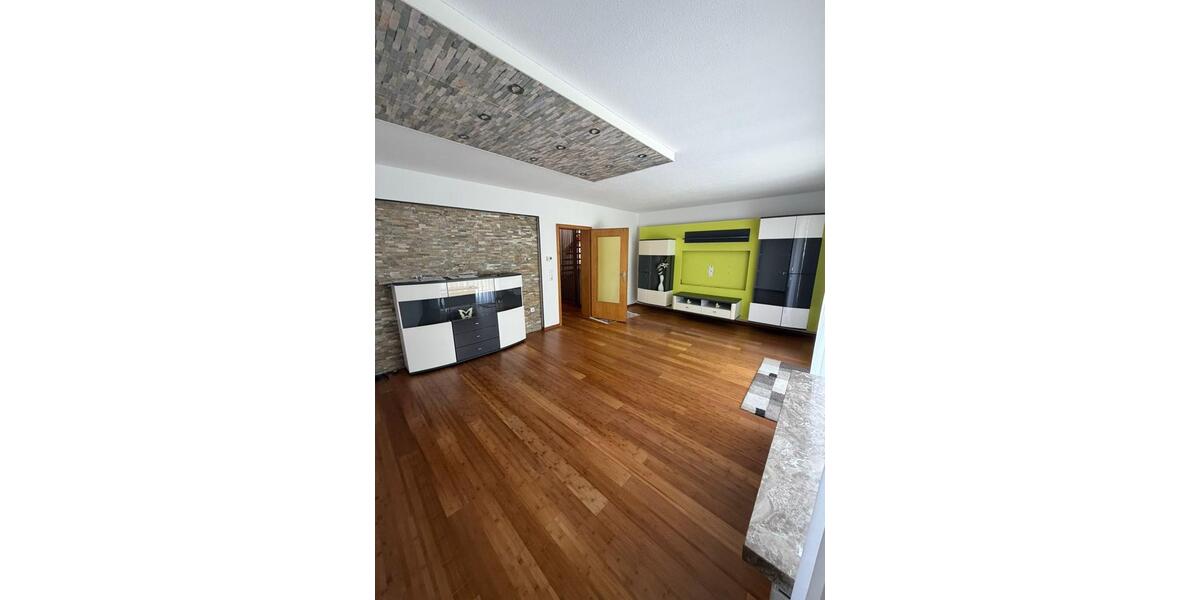 Doppelhaushälfte Remscheid - 5 Zimmer, 130 m&sup2;, 360.000&euro; | Angebot:26429381