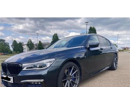BMW 750