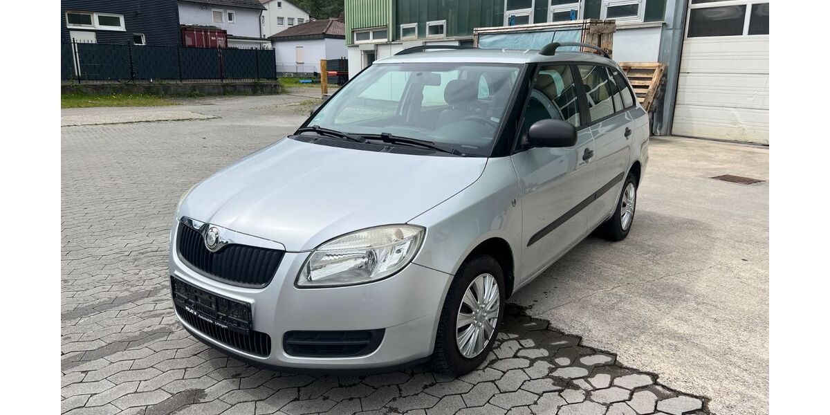 Skoda Fabia 153.675 km 2.699 &euro; Uhingen 73066