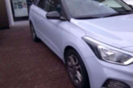 Hyundai i20 112.500 km 10.890 &euro; Herold 56368