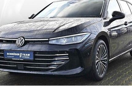VW Passat Variant 4.590 km 54.970 &euro; Verl 33415