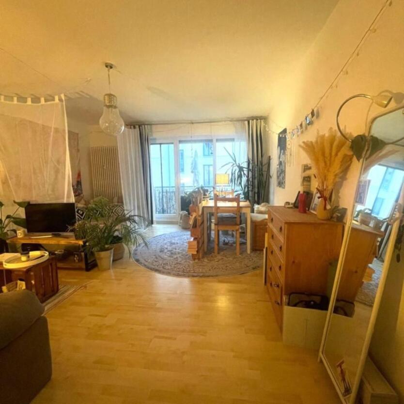 All in: Voll ausgestattete 1-Zimmer Wohnung zur Zwischenmiete