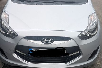 Hyundai ix20 71.000 km 5.900 &euro; Bibertal-Bühl 89346