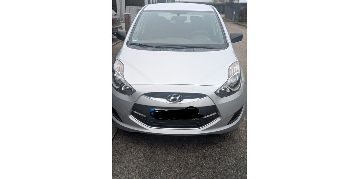 Hyundai ix20 71.000 km 5.900 &euro; Bibertal-Bühl 89346
