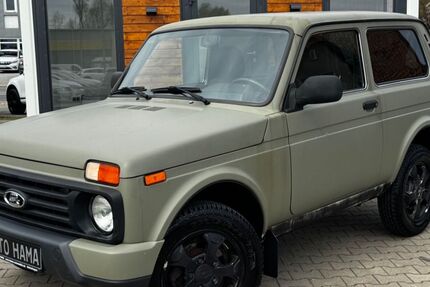 Lada Taiga 64.990 km 8.990 € Weferlingen 39356
