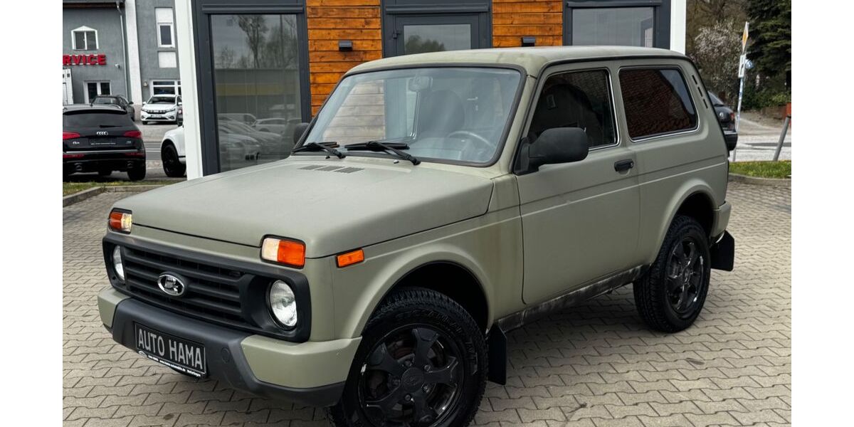Lada Taiga 64.990 km 8.990 &euro; Weferlingen 39356