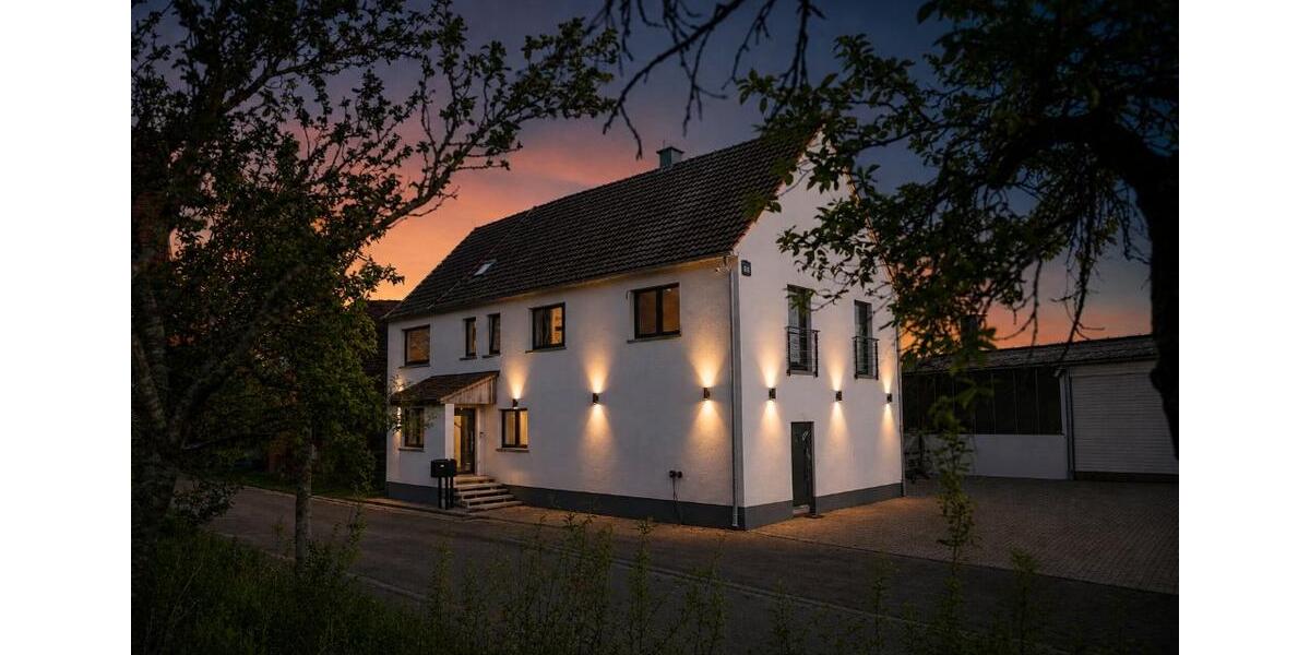 Einfamilienhaus Uffenheim - 7 Zimmer, 290 m&sup2;, 1.900&euro; | Angebot:26533256