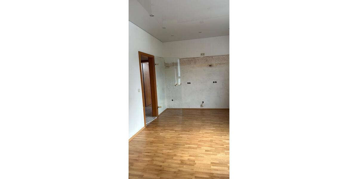 Etagenwohnung Mülheim an der Ruhr Broich - 4 Zimmer, 85 m&sup2;, 1.030&euro; | Angebot:25054978
