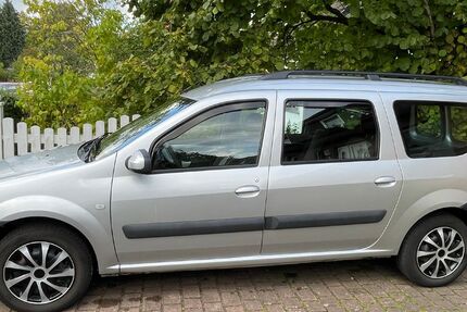 Dacia Logan 230.785 km 2.500 &euro; Hamburg 22043