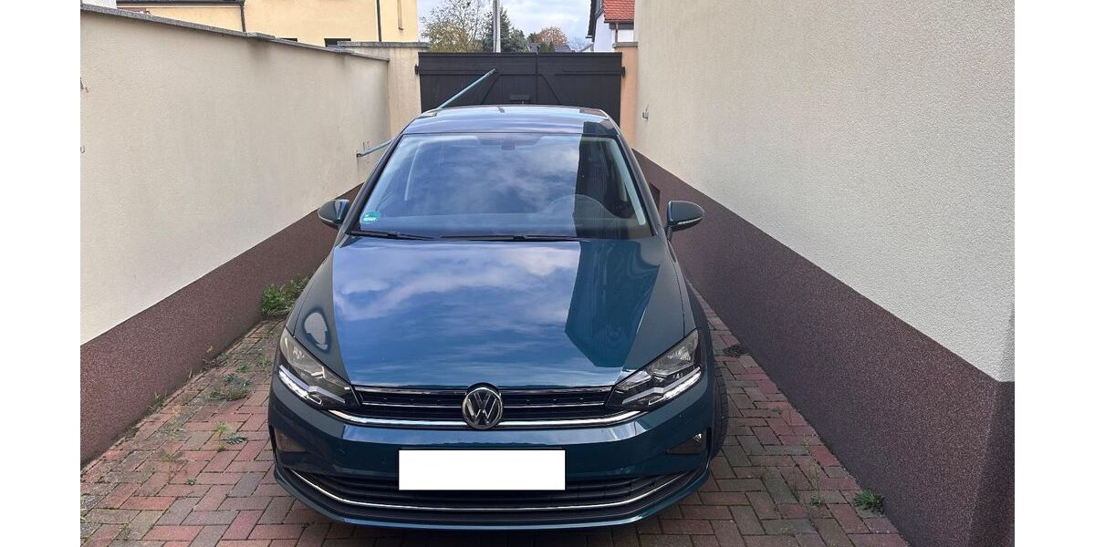 VW Golf Sportsvan 26.500 km 19.500 &euro; Wiedemar 04509