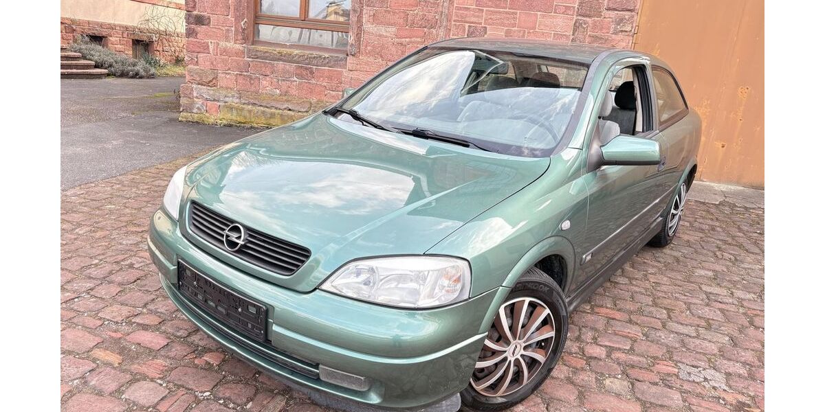 Opel Astra 205.865 km 1.449 &euro; Freudenberg 97896