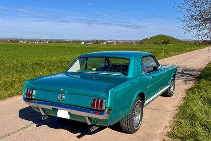 Ford Mustang 70.000 km 29.900 &euro; Fürth 90768