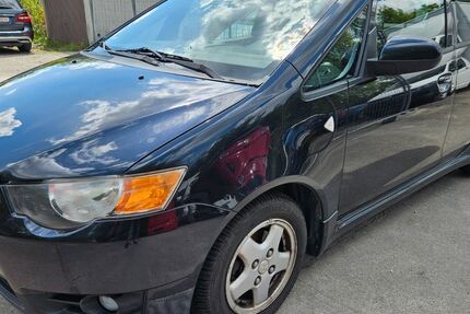 Mitsubishi Colt 100.516 km 2.490 &euro; München OT Trudering-Riem 81825