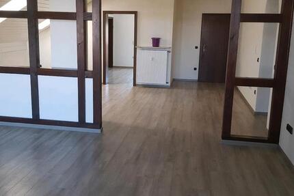 Wohnung Künzell - 2 Zimmer, 98 m&sup2;, 900&euro; | Angebot:25403298