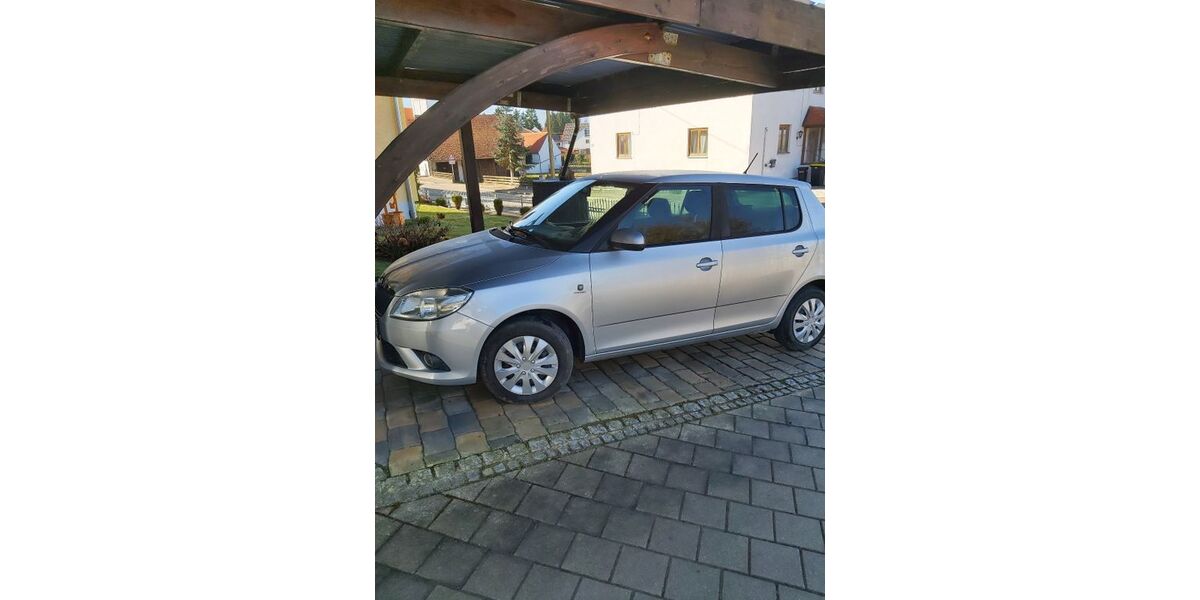 Skoda Fabia 120.000 km 5.900 &euro; Ehekirchen OT Buch 86676