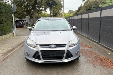 Ford Focus 170.256 km 3.900 € Zeitz 06712