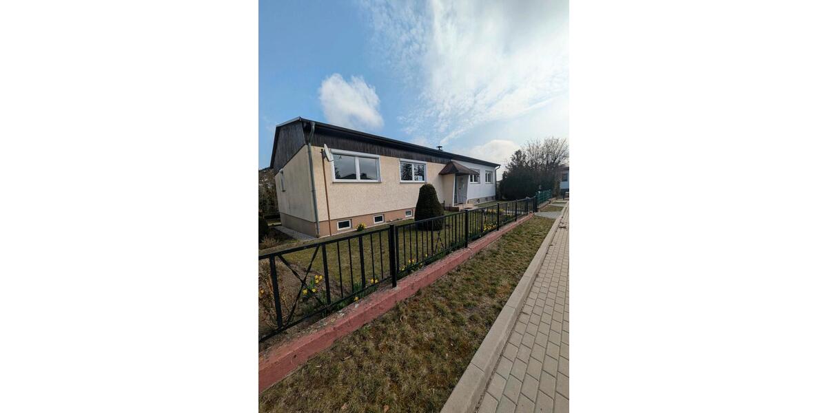Doppelhaushälfte Arneburg - 2 Zimmer, 78 m&sup2;, 135.000&euro; | Angebot:25839104