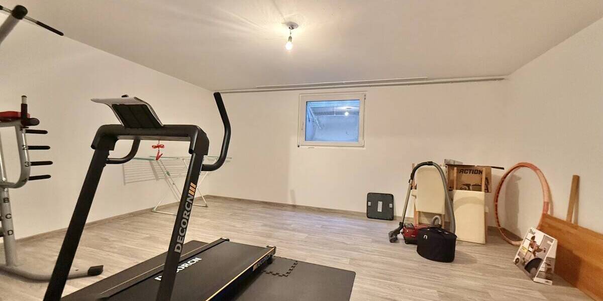 Reihenendhaus Burglengenfed Mühlberg - 4 Zimmer, 135 m&sup2;, 1.090&euro; | Angebot:26798746
