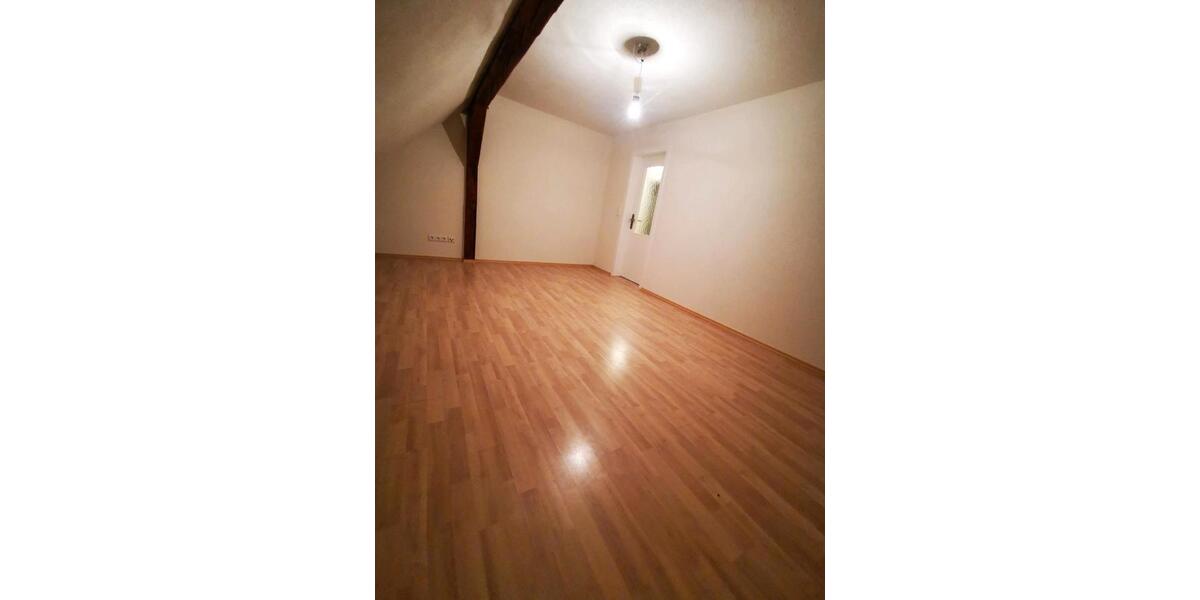 Dachgeschoßwohnung Altenberg - 2 Zimmer, 50 m&sup2;, 328&euro; | Angebot:24552324