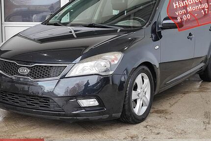Kia ceed Sportswagon 152.000 km 2.899 &euro; Chemnitz 09125