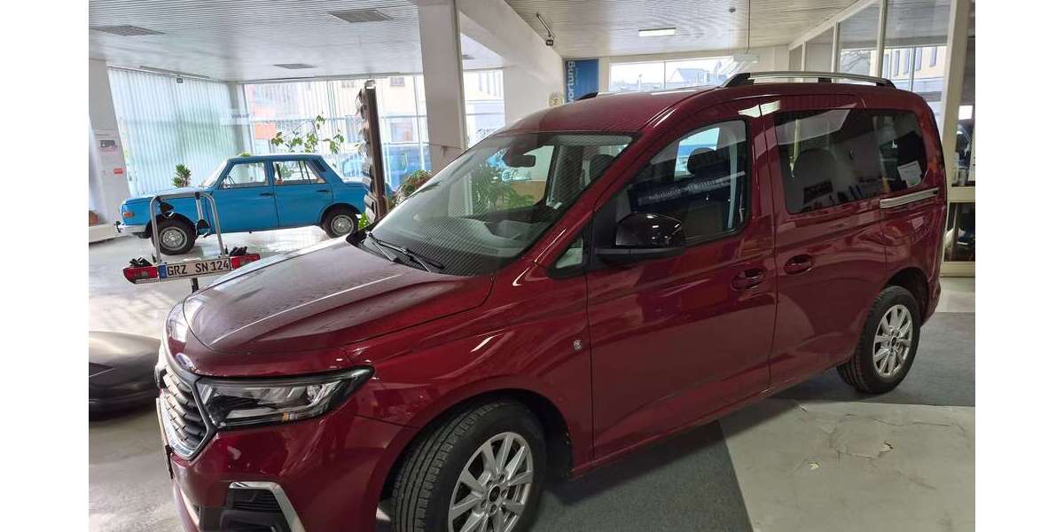 Ford Tourneo Connect 56.900 km 24.600 &euro; Weida 07570