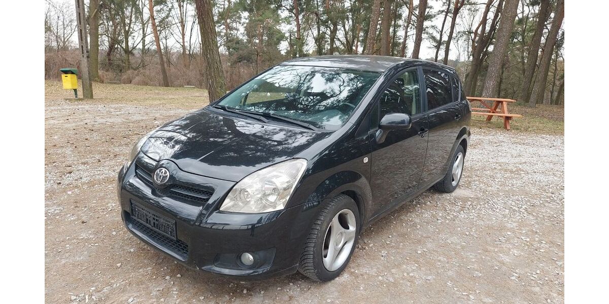 Toyota Corolla Verso 250.000 km 2.799 &euro; berlin 13403