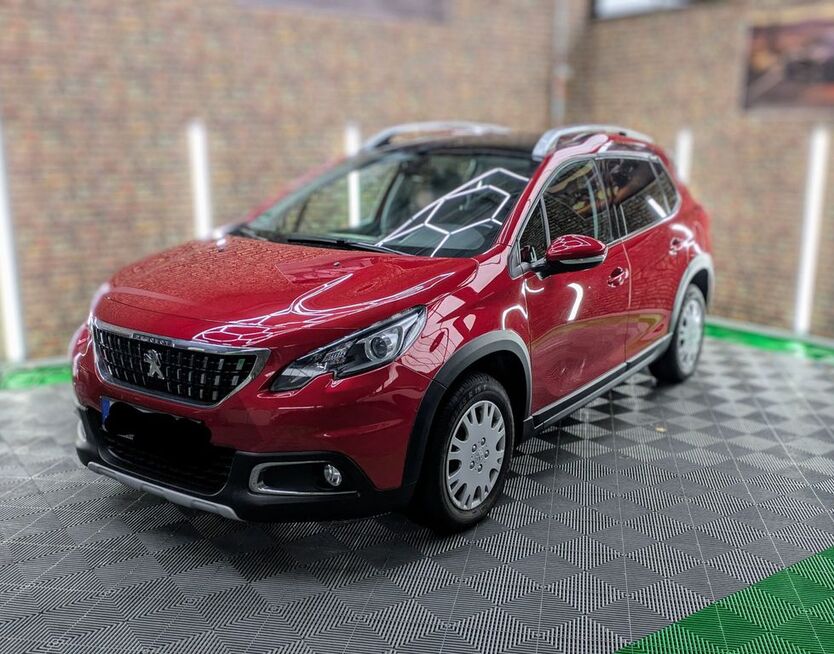 Peugeot 2008 52.000 km 13.600 € Königsbronn 89551