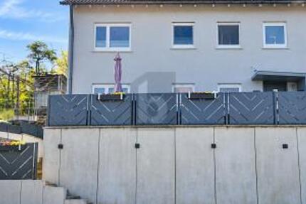FAMILIENGLÜCK MIT GARTEN UND EINLIEGERWOHNUNG - Haus Altensteig | Angebot:27540247