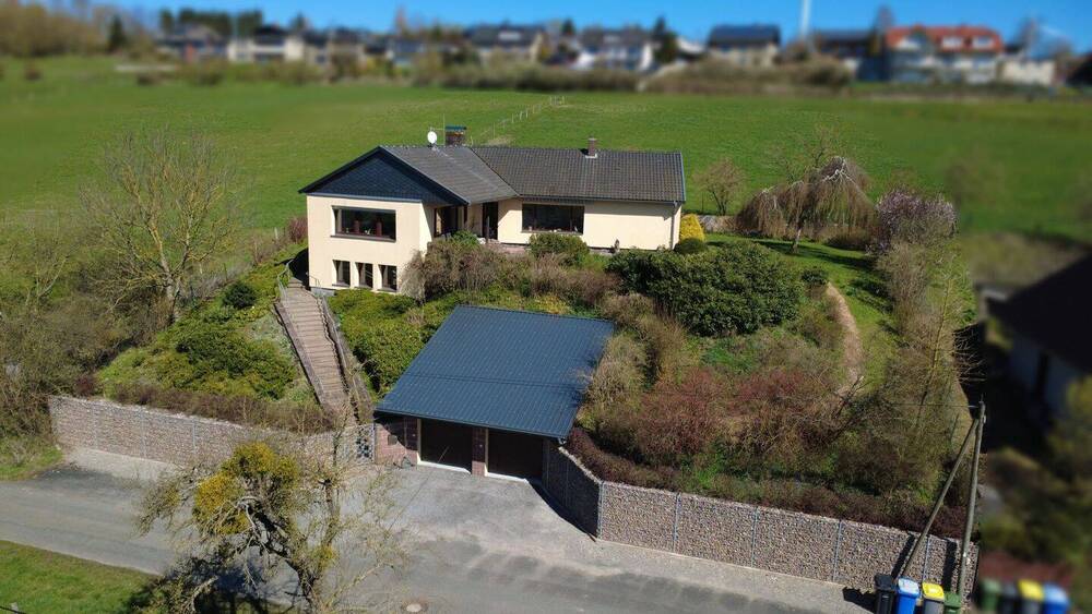 Bungalow Willebadessen - 6 Zimmer, 174 m&sup2;, 299.000&euro; | Angebot:26715376