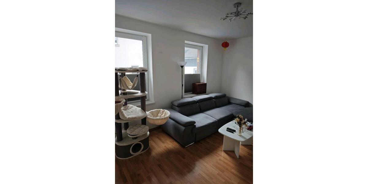 Erdgeschoßwohnung Siegen - 3 Zimmer, 63 m&sup2;, 630&euro; | Angebot:26316625