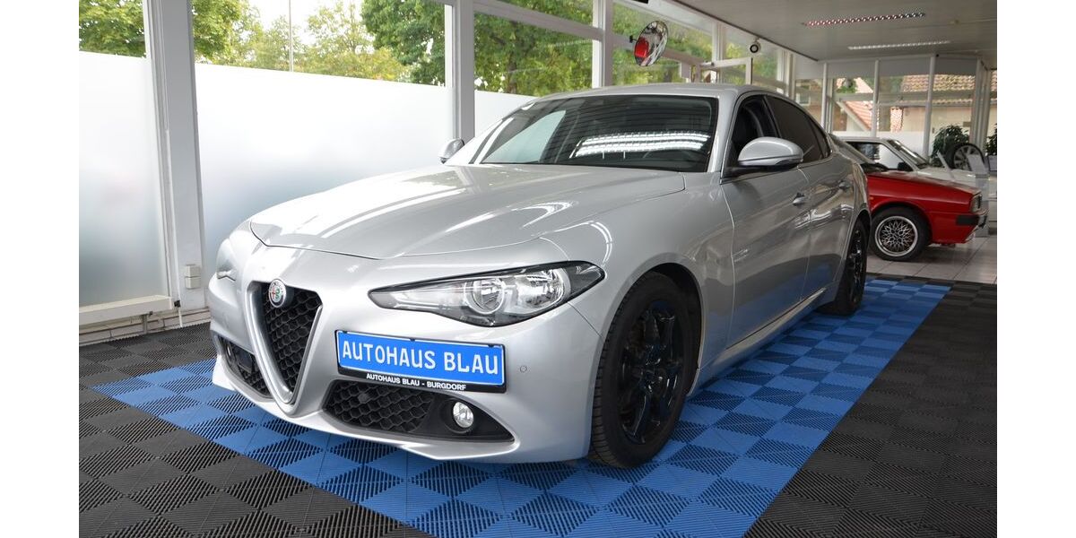 Alfa Romeo Giulia 130.000 km 17.990 &euro; Burgdorf 31303
