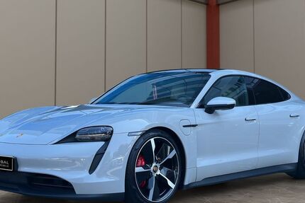 Porsche Taycan 125.000 km 60.990 &euro; Potsdam 14478