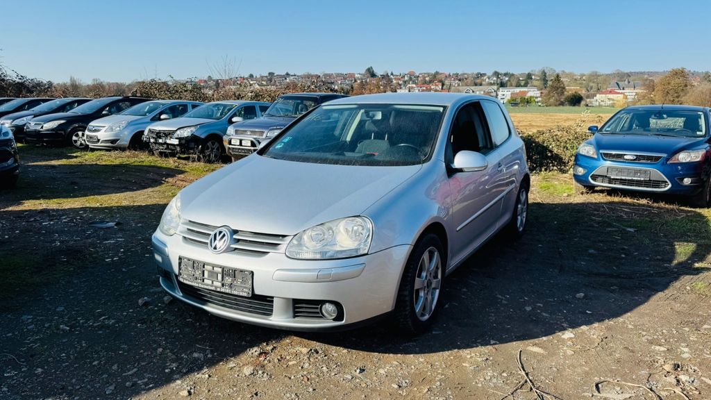 VW Golf 322.000 km 850 &euro; Büdingen 63654