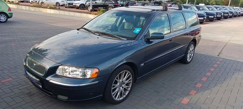 V70
