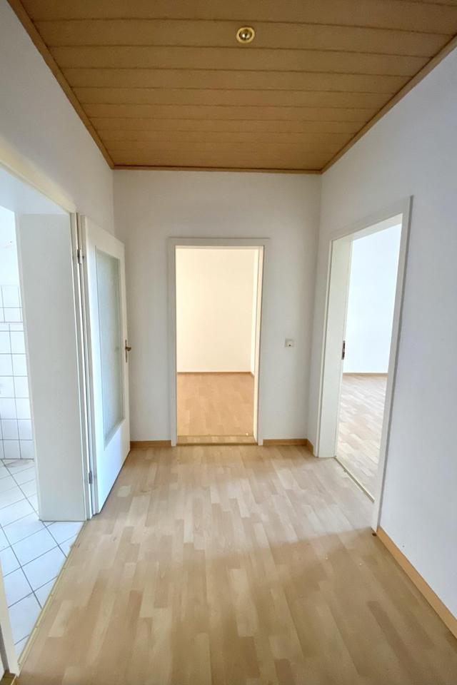 Zum selbst renovieren und Kaution sparen 4 Zim in Altenburg zimmer