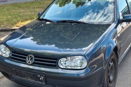 VW Golf 275.000 km 1.111 &euro; Kippenheim 77971