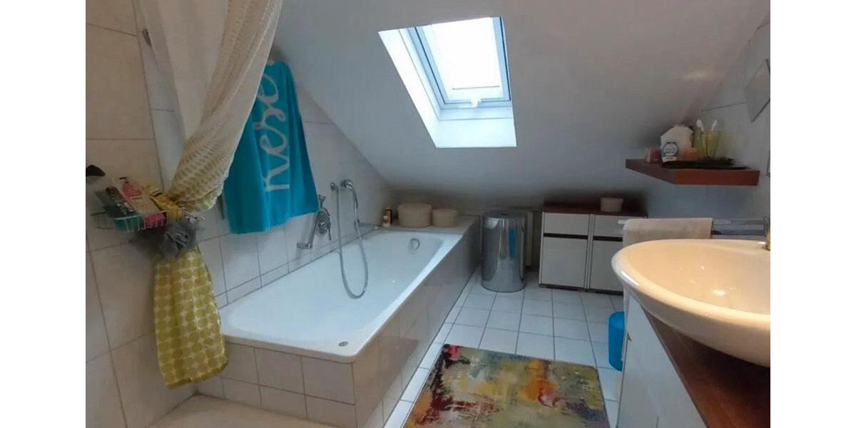 Dachgeschoßwohnung Bietigheim - 3 Zimmer, 69 m&sup2;, 199.000&euro; | Angebot:26517354