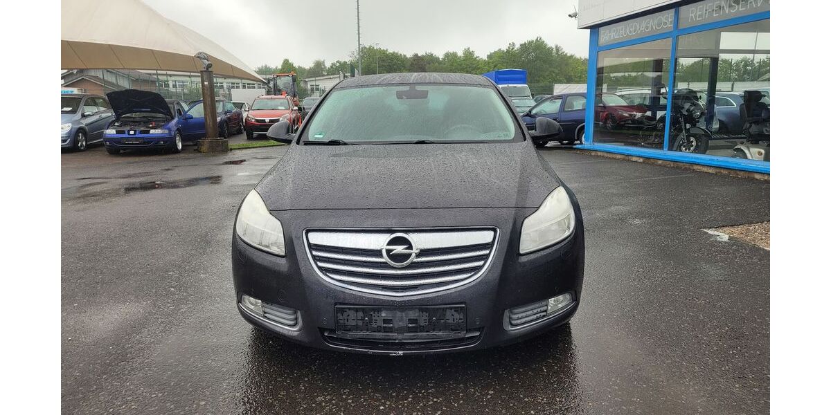 Opel Insignia 219.737 km 2.990 &euro; Vettelschoss 53560