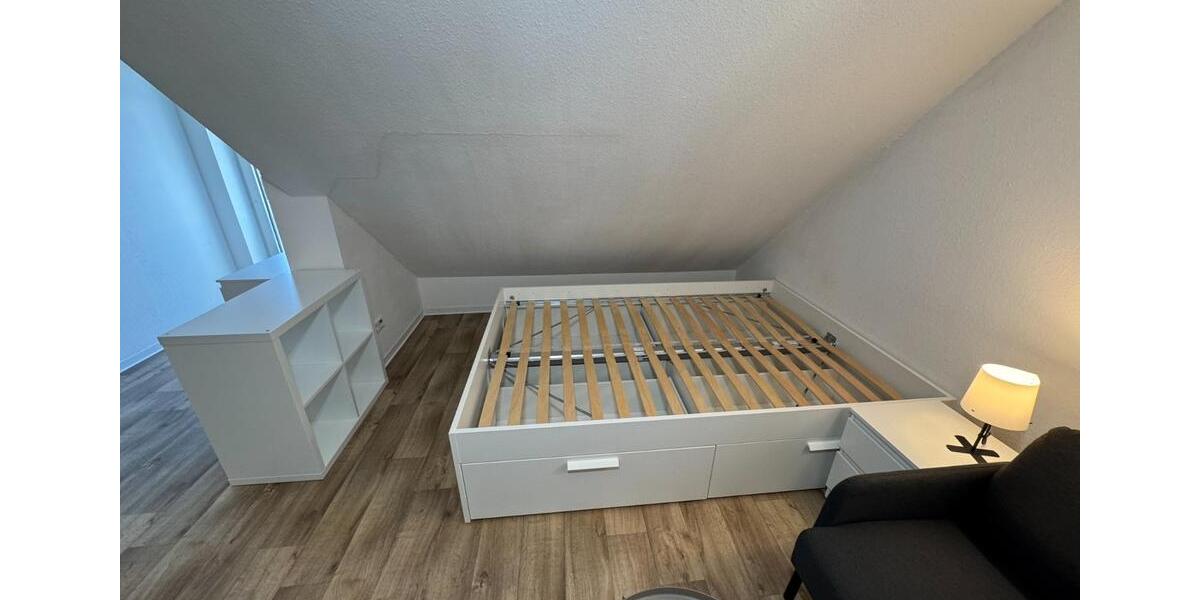 Dachgeschoßwohnung Marburg - 1 Zimmer, 22 m&sup2;, 380&euro; | Angebot:25269896