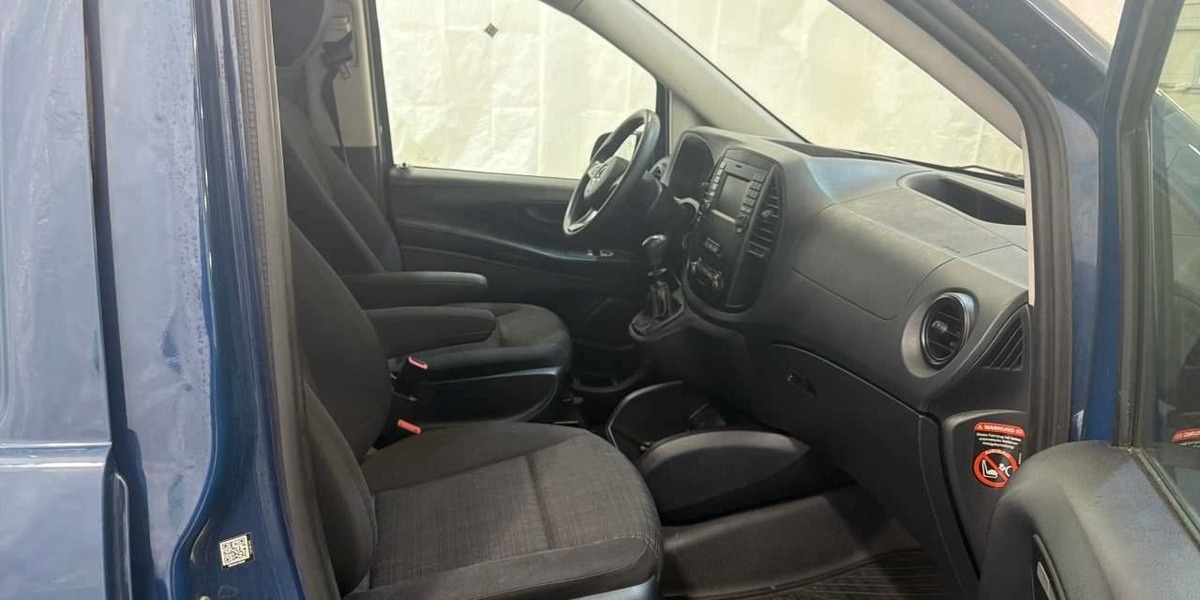 Mercedes-Benz Vito 114CDI 1.HD EXTRALANG REGAL/NAV/SHZ/KAM/GRA 110.906 km 19.490 &euro; Hatten 26209