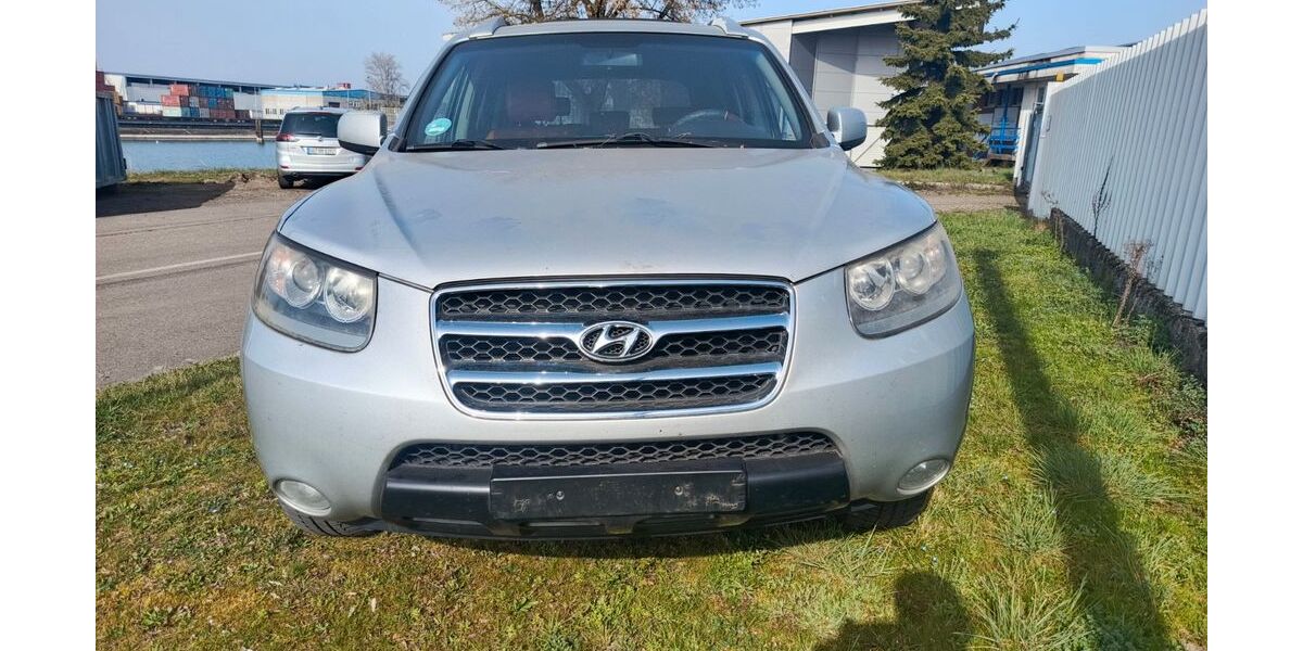 Hyundai SANTA FE 202.000 km 2.700 &euro; Lahr 77933