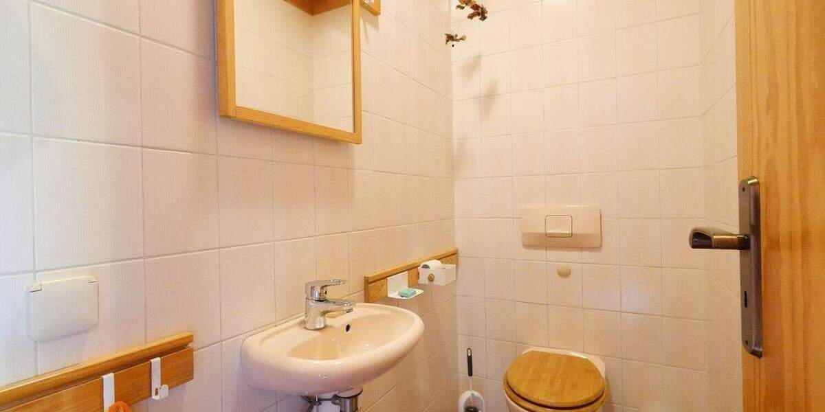 Einfamilienhaus Bad Wünnenberg Fürstenberg - 6 Zimmer, 218 m&sup2;, 289.000&euro; | Angebot:25688043