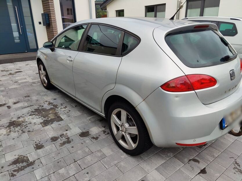 Seat Leon 369.000 km 2.400 € Alsdorf 54668