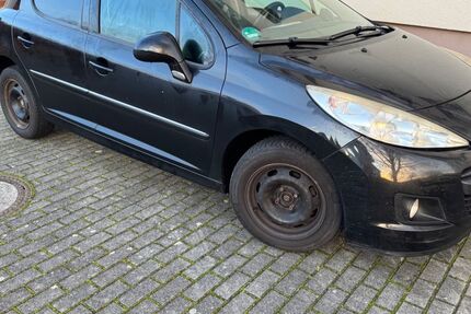 Peugeot 207 152.138 km 2.400 &euro; Bennewitz 04828