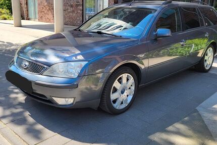 Ford Mondeo 158.000 km 4.350 &euro; Hamburg 22359