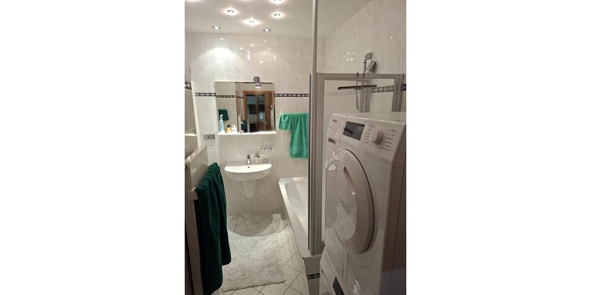 Dachgeschoßwohnung Magdeburg Neue Neustadt - 3 Zimmer, 73 m&sup2;, 150.000&euro; | Angebot:27083835